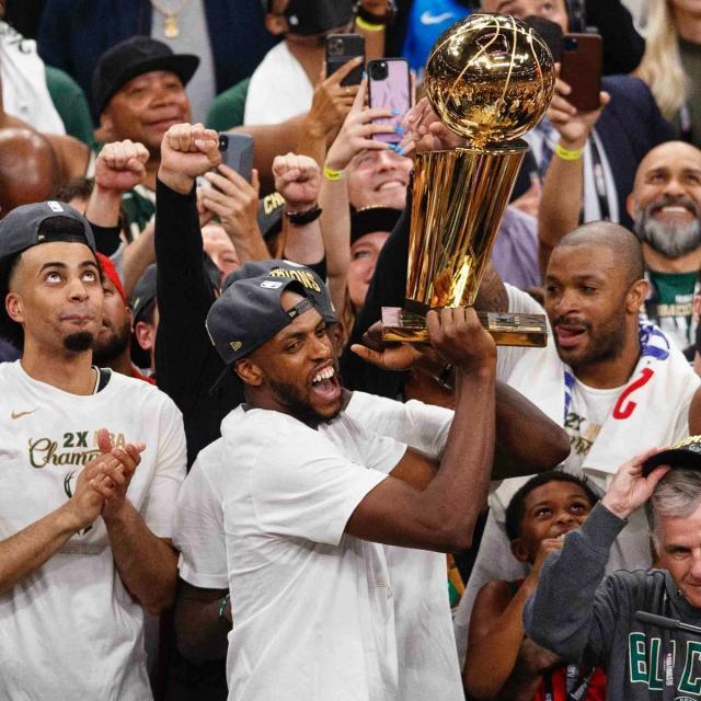 开云体育-一个夏天三喜临门，米德尔顿感恩妻子的复出与牺牲